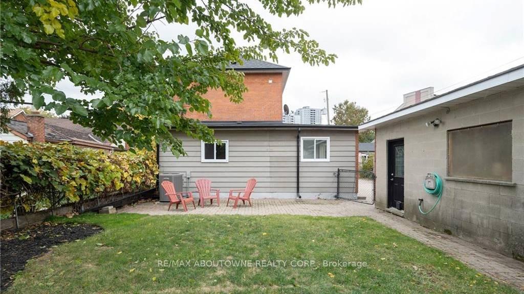 Photo 11 of Unit 3, 43 Crooks Street, Hamilton, Strathcona — HOMEH