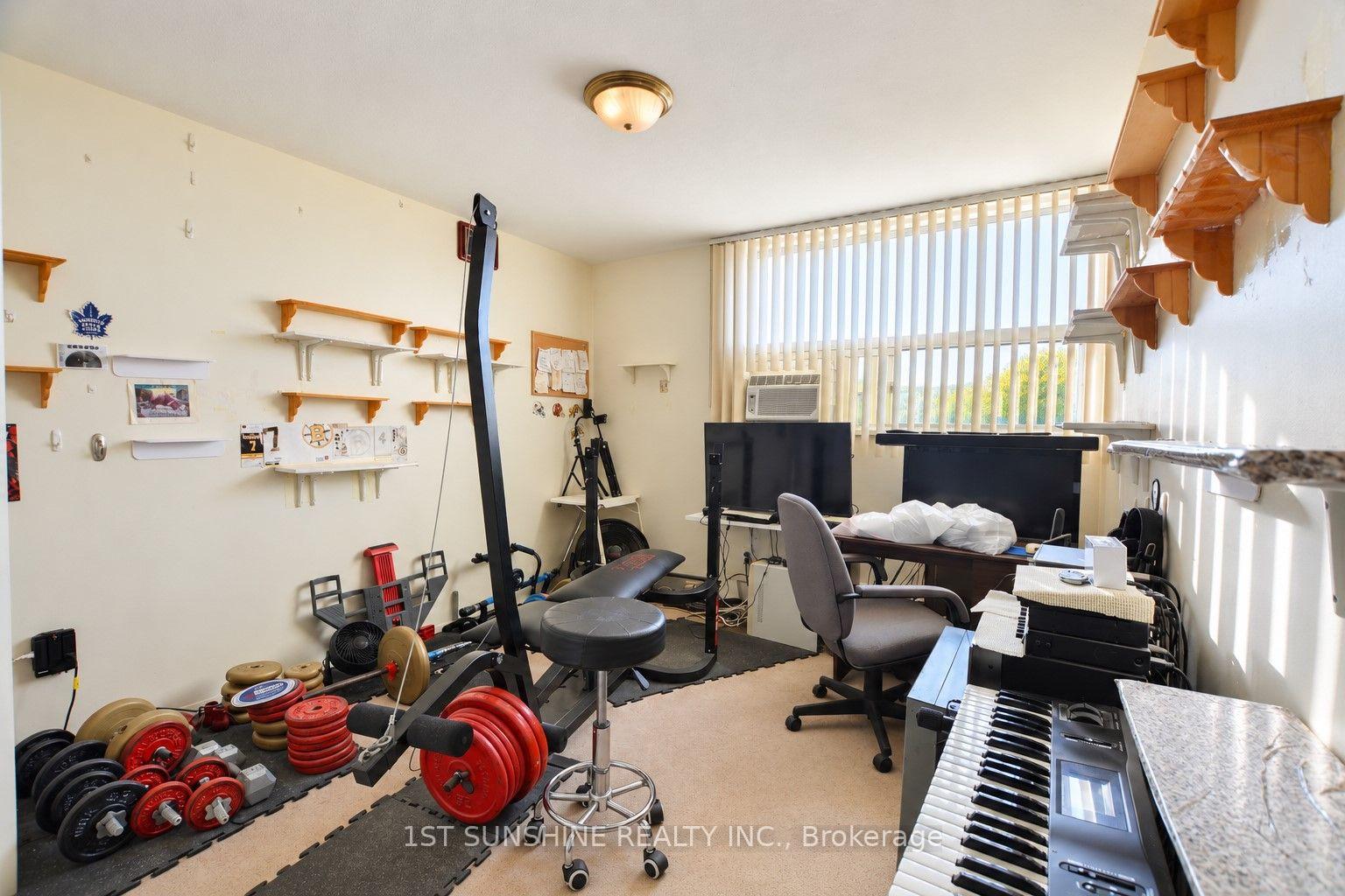 Photo 6 of Unit 804, 15 Nicklaus Drive, Hamilton, Vincent — HOMEH