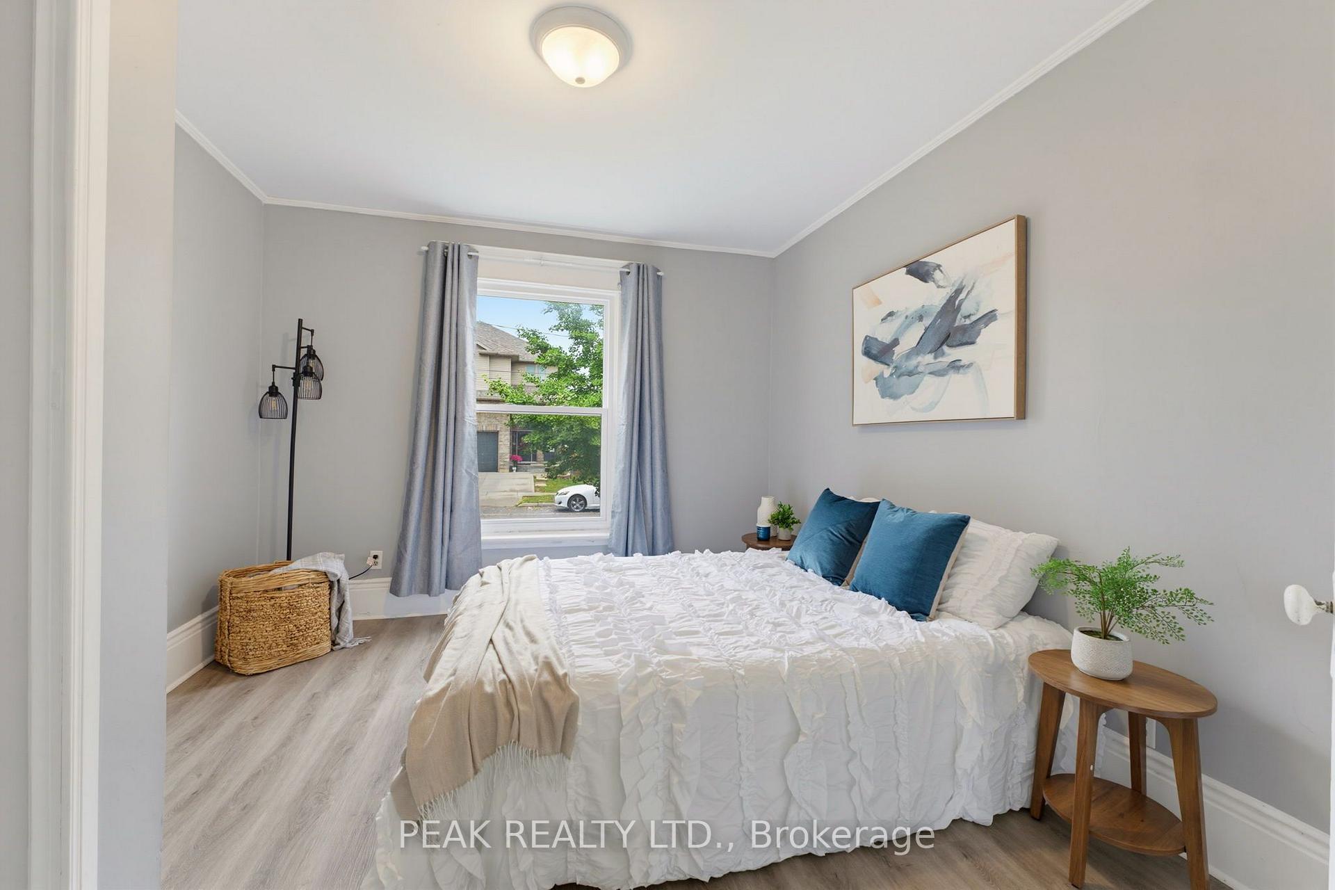 Photo 17 of 148 Albion Street, Brantford, North Ward — HOMEH