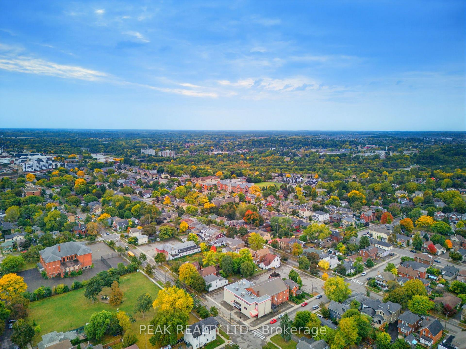 Photo 36 of 148 Albion Street, Brantford, North Ward — HOMEH