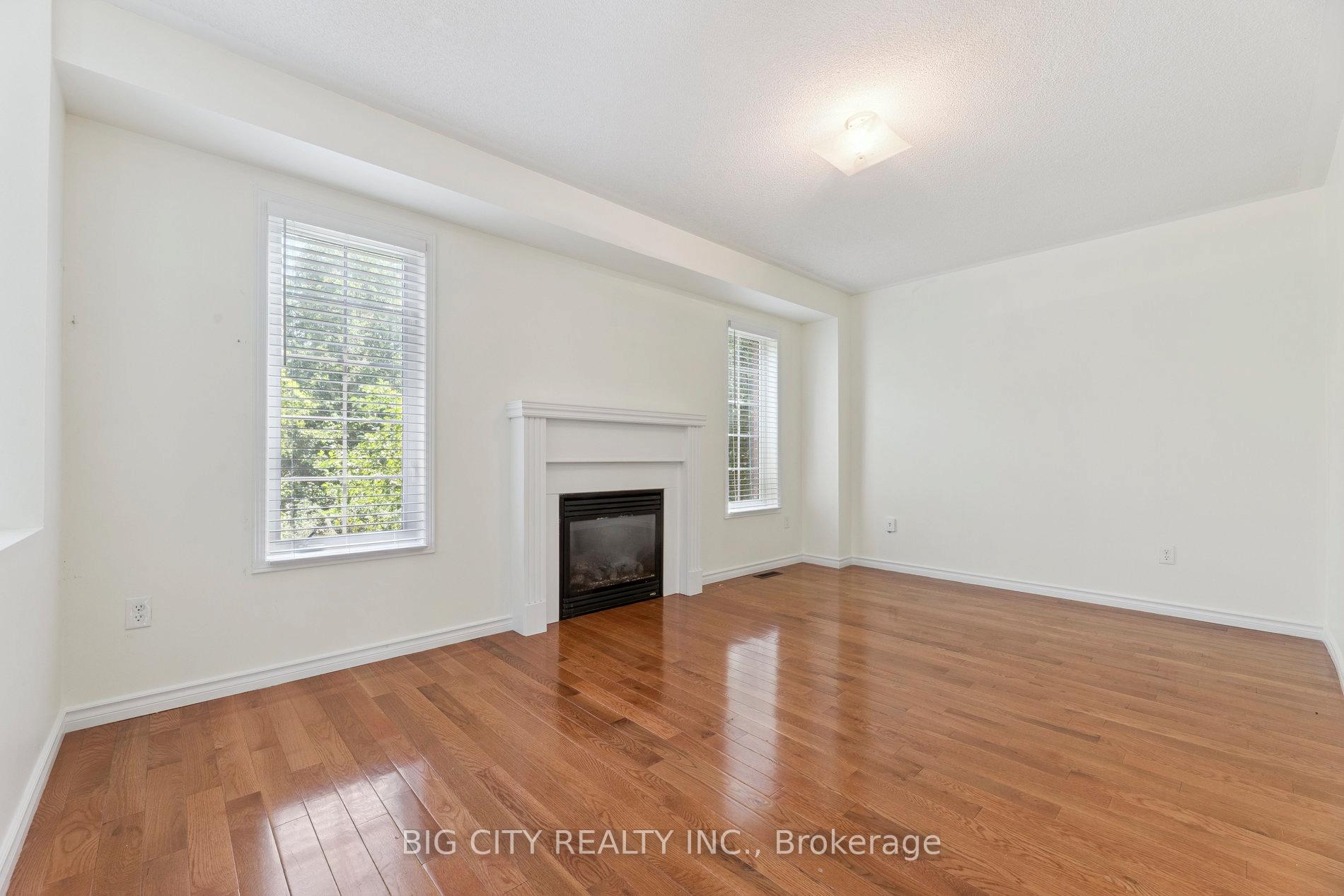 Photo 6 of Unit Upper, 23 Angier Crescent, Ajax, South East — HOMEH