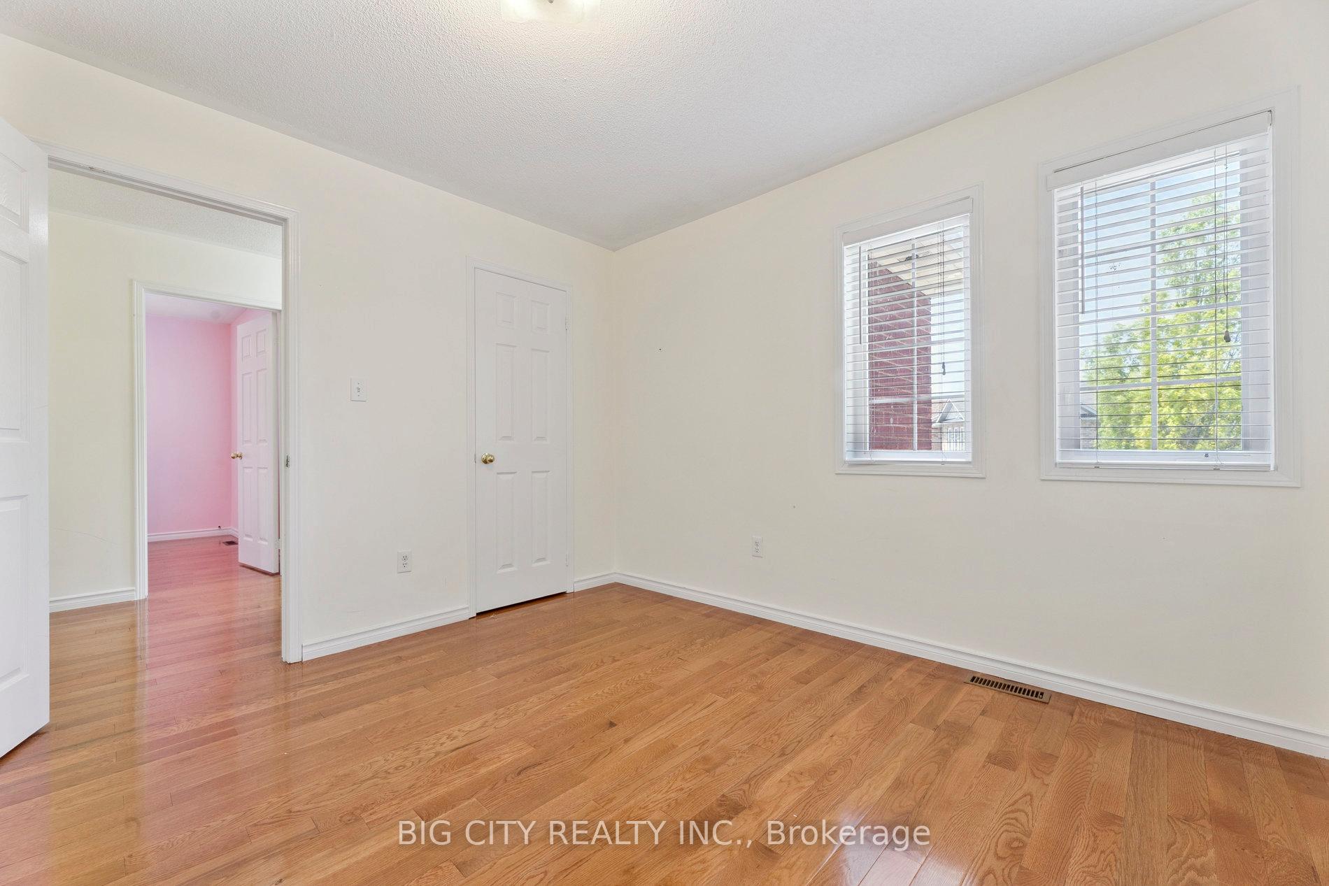 Photo 13 of Unit Upper, 23 Angier Crescent, Ajax, South East — HOMEH