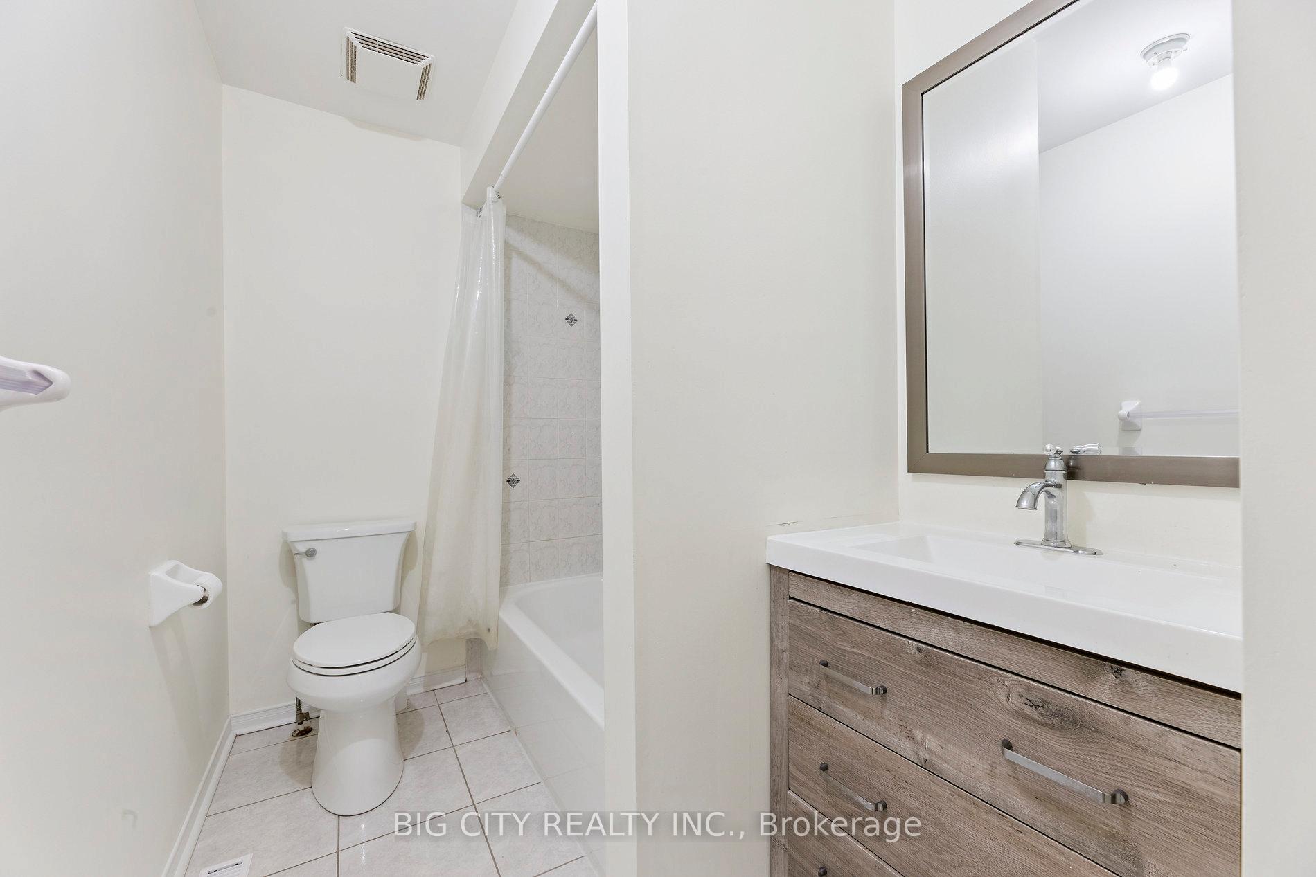 Photo 15 of Unit Upper, 23 Angier Crescent, Ajax, South East — HOMEH