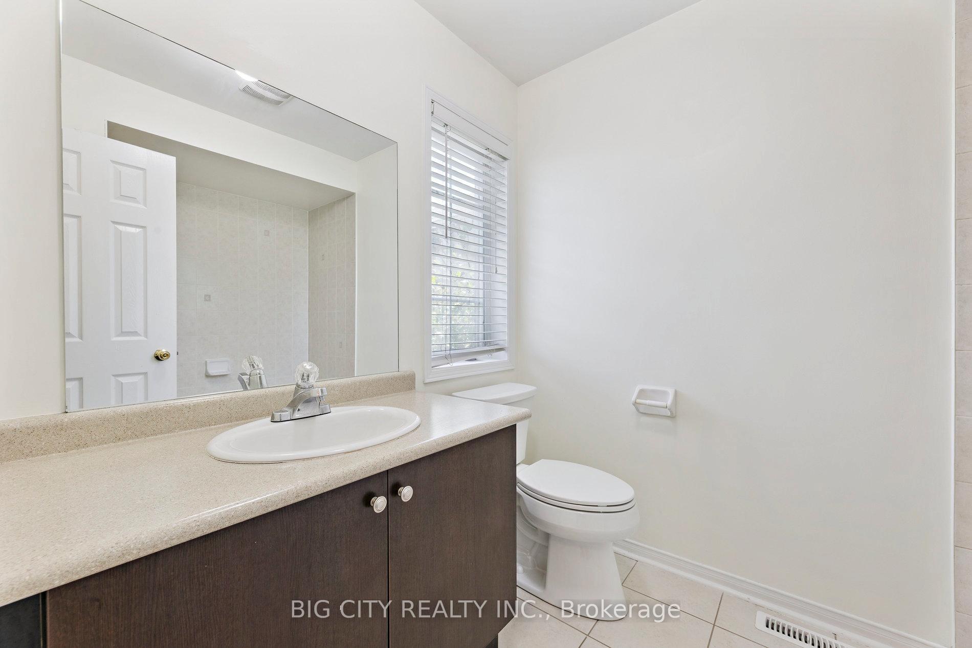 Photo 18 of Unit Upper, 23 Angier Crescent, Ajax, South East — HOMEH