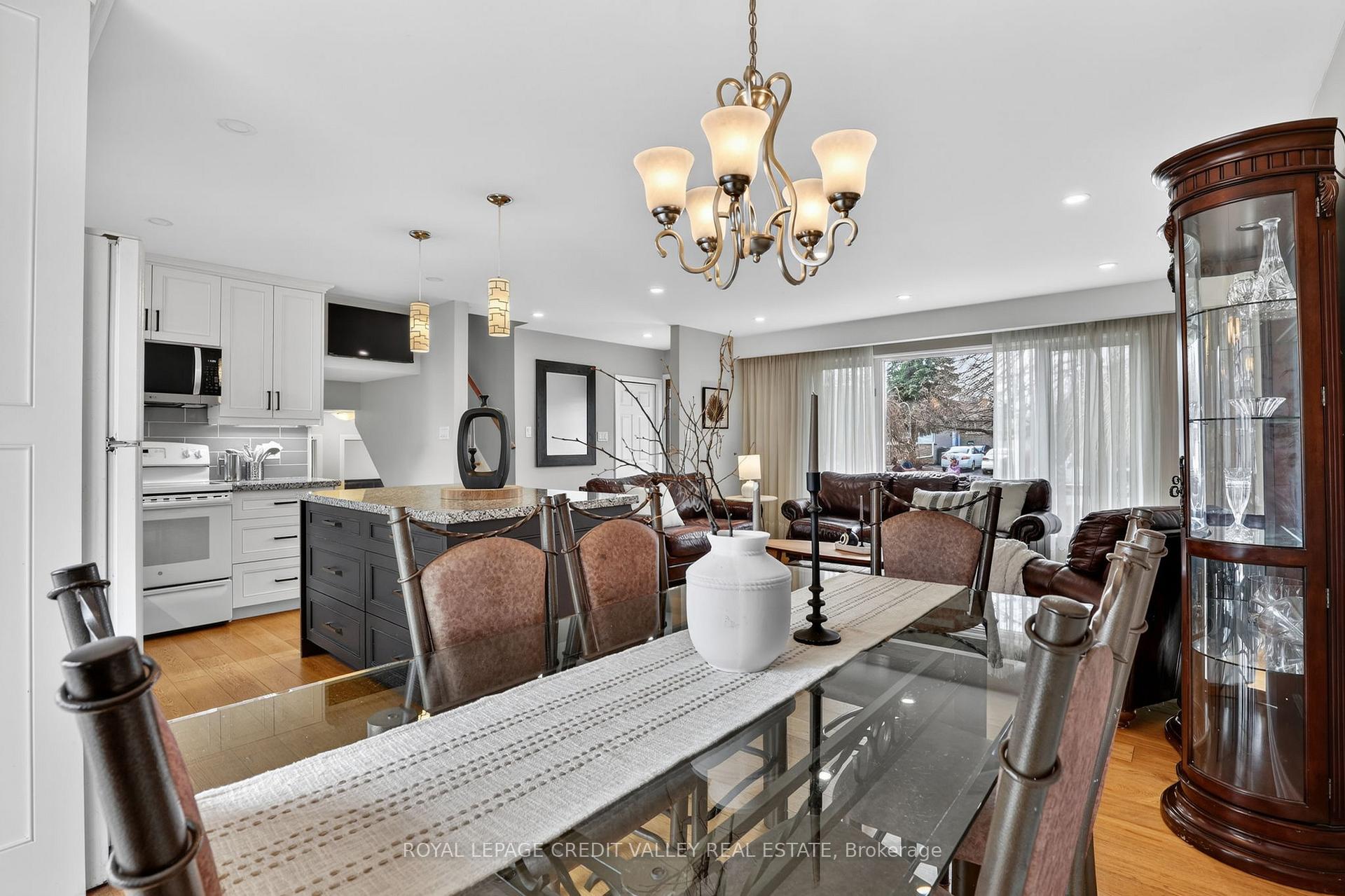 Photo 16 of 41 Staveley Crescent, Brampton, Brampton East — HOMEH