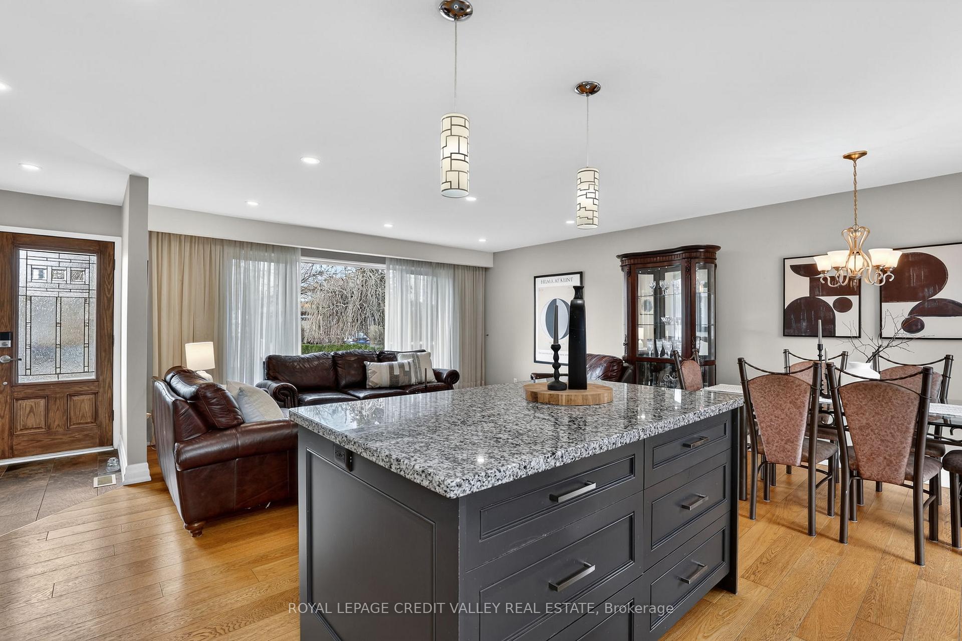 Photo 20 of 41 Staveley Crescent, Brampton, Brampton East — HOMEH