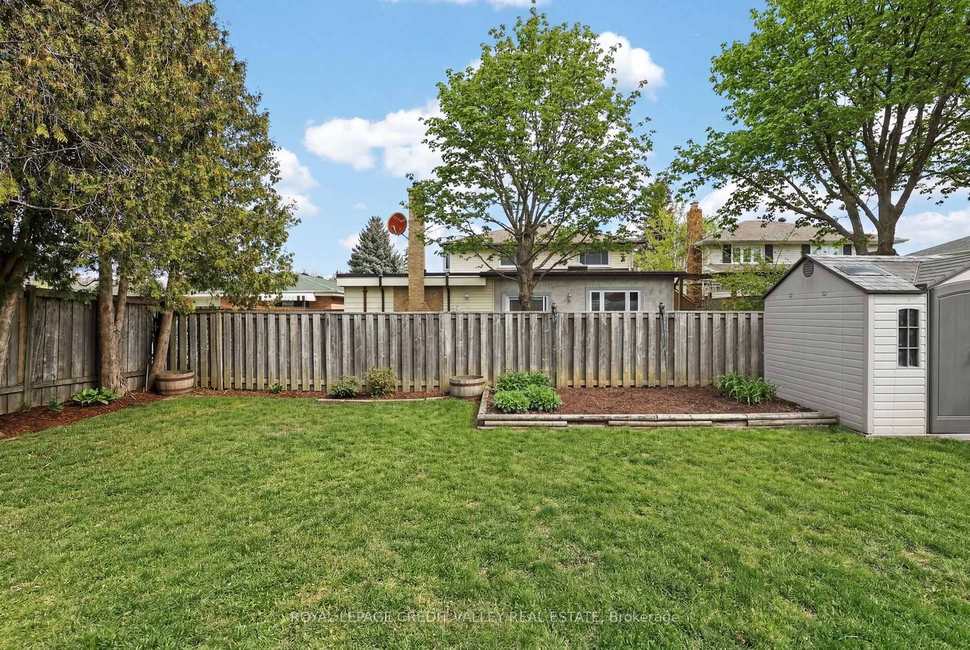 Photo 47 of 41 Staveley Crescent, Brampton, Brampton East — HOMEH