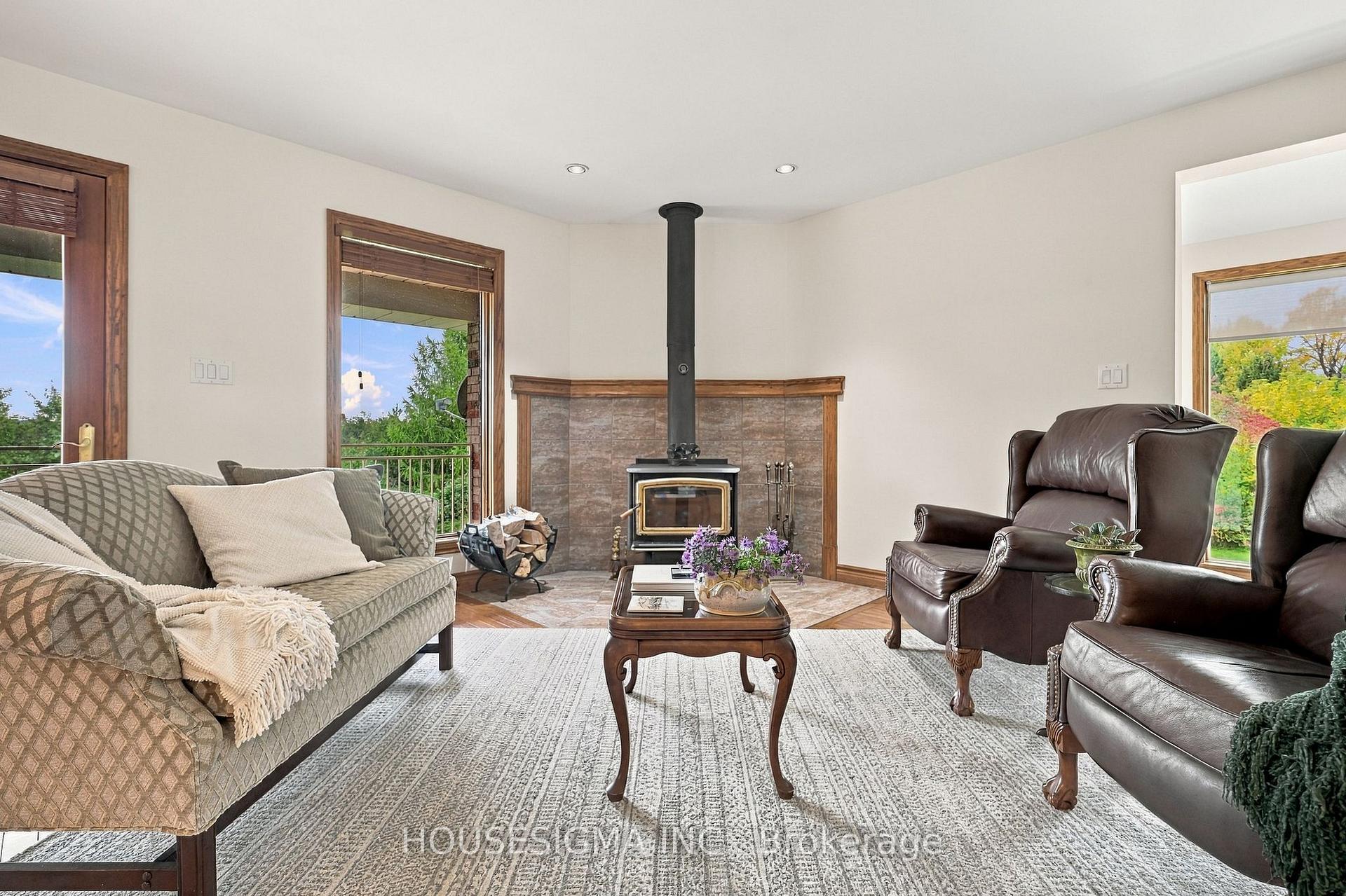 Photo 18 of 955409 7th Line EHS, Mono, Rural Mono — HOMEH