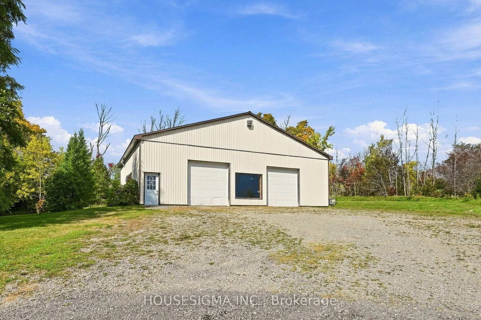 Photo 17 of 955409 7th Line EHS, Mono, Rural Mono — HOMEH