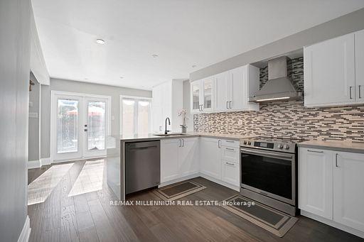 Photo 17 of 4165 Credit Pointe Drive, Mississauga, East Credit — HOMEH