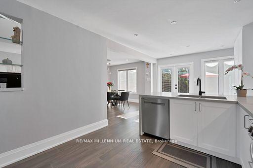 Photo 19 of 4165 Credit Pointe Drive, Mississauga, East Credit — HOMEH