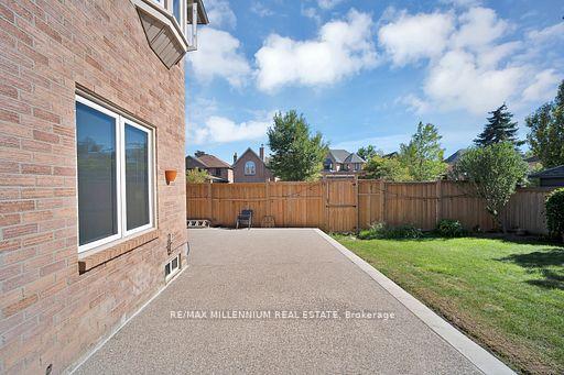 Photo 36 of 4165 Credit Pointe Drive, Mississauga, East Credit — HOMEH