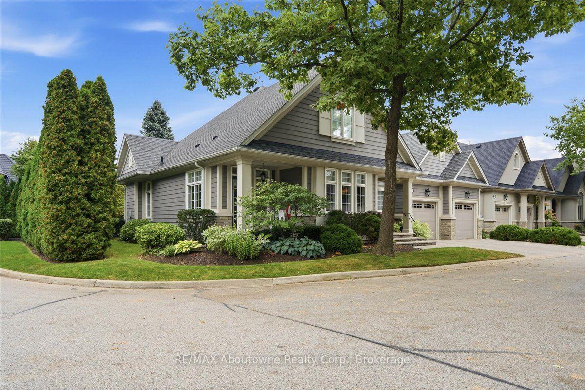 Photo 3 of 710 Hidden Grove Lane, Mississauga, Lorne Park — HOMEH