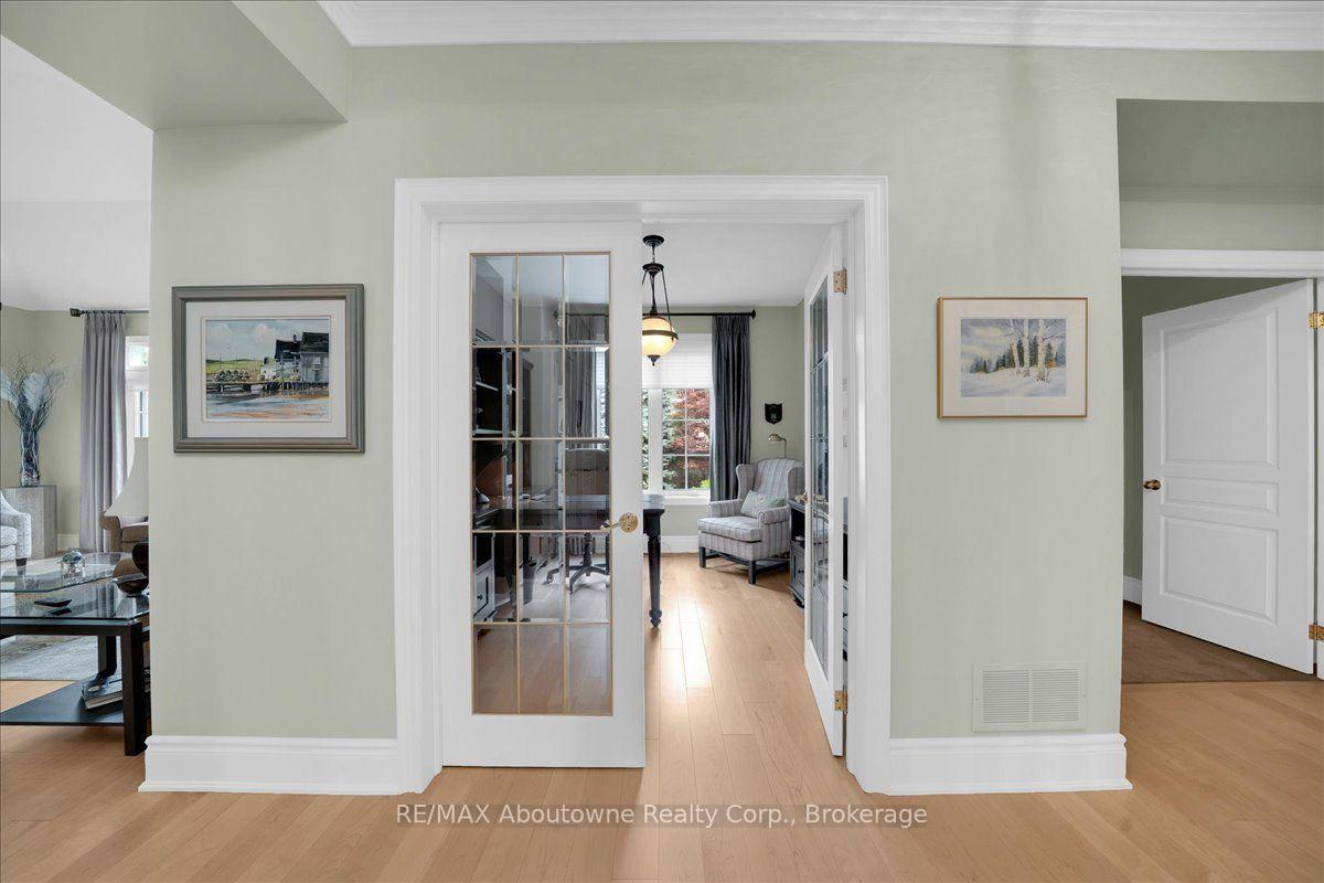 Photo 20 of 710 Hidden Grove Lane, Mississauga, Lorne Park — HOMEH