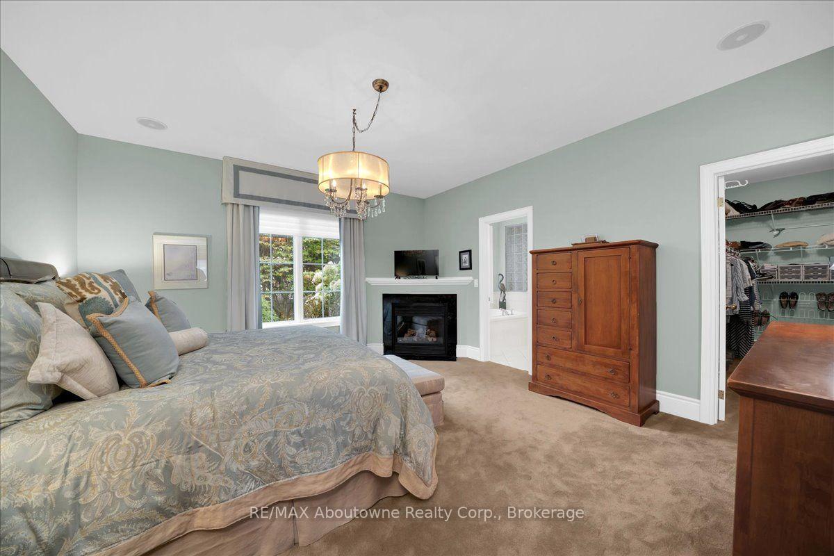 Photo 24 of 710 Hidden Grove Lane, Mississauga, Lorne Park — HOMEH