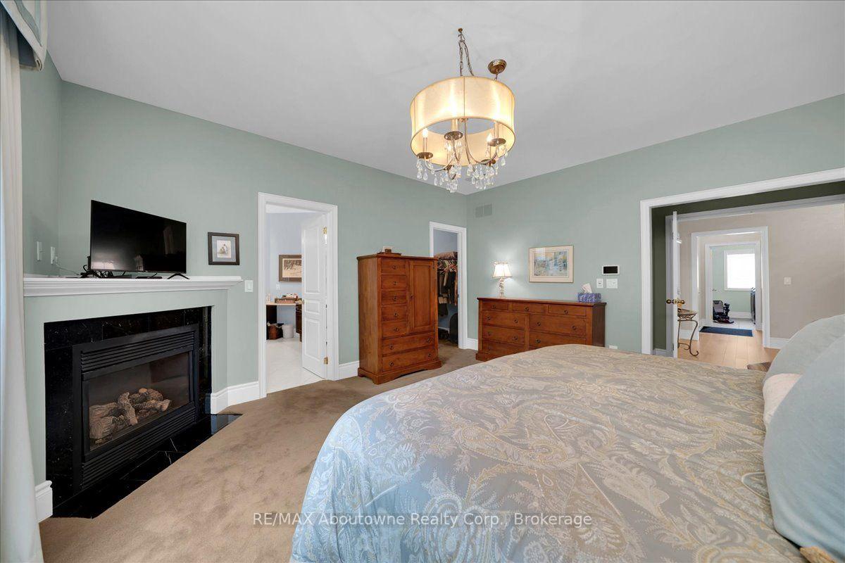 Photo 26 of 710 Hidden Grove Lane, Mississauga, Lorne Park — HOMEH