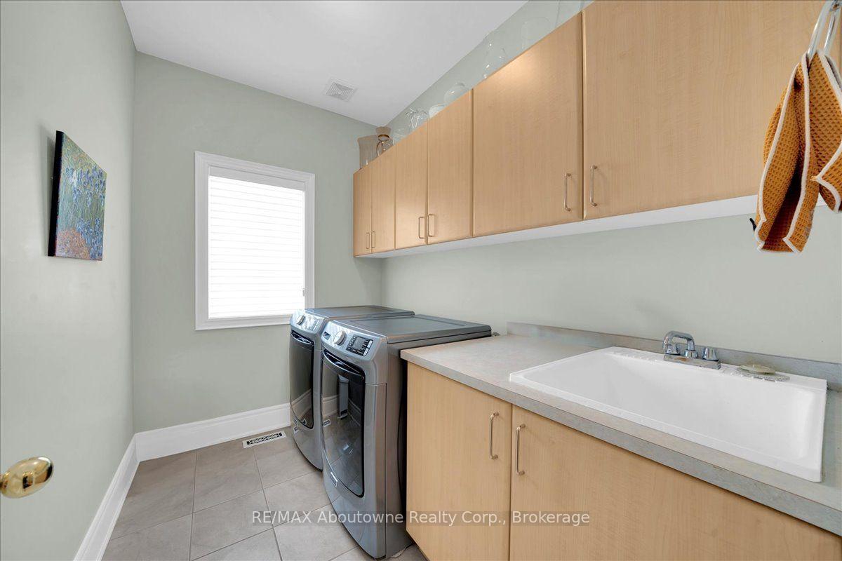 Photo 33 of 710 Hidden Grove Lane, Mississauga, Lorne Park — HOMEH