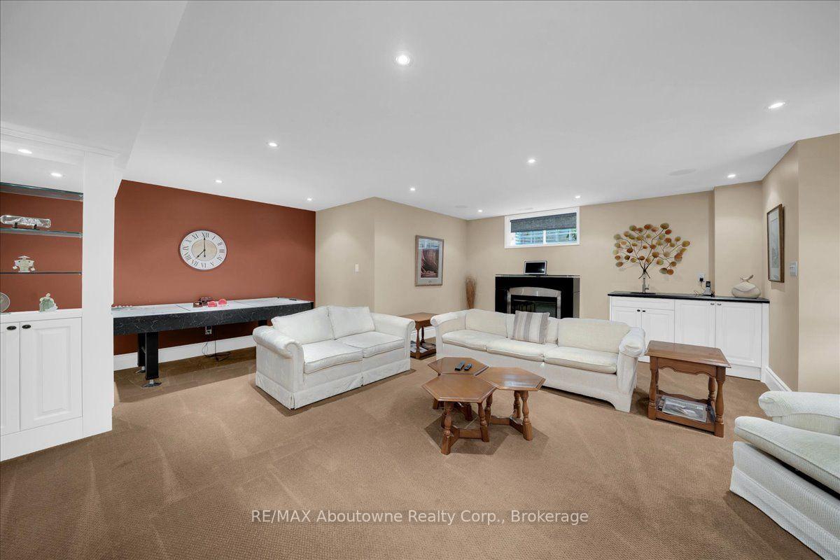 Photo 35 of 710 Hidden Grove Lane, Mississauga, Lorne Park — HOMEH