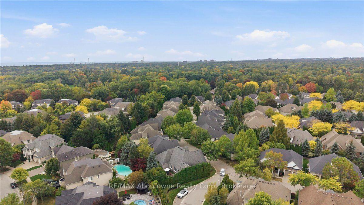 Photo 46 of 710 Hidden Grove Lane, Mississauga, Lorne Park — HOMEH