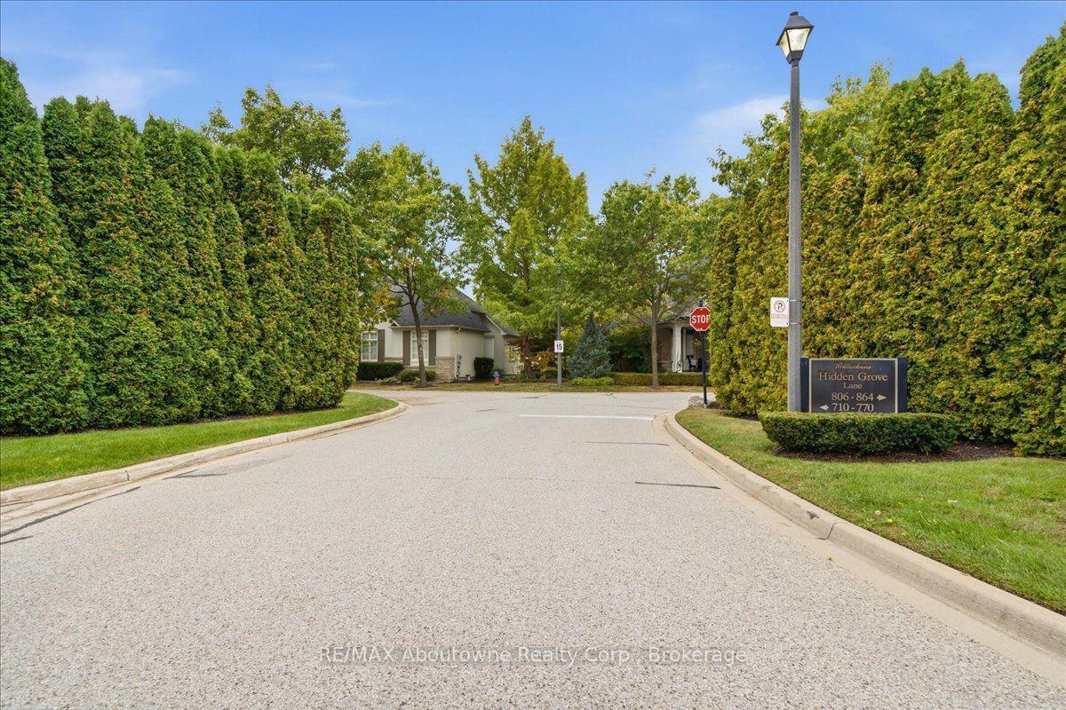 Photo 48 of 710 Hidden Grove Lane, Mississauga, Lorne Park — HOMEH
