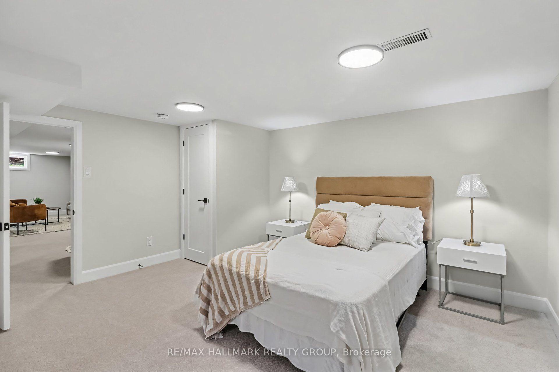 Photo 28 of 7 Attwood Crescent, Ottawa, City View/Skyline/Fisher Heights/Parkwood Hills — HOMEH