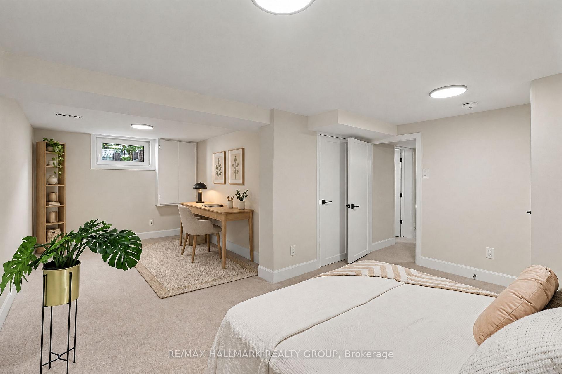 Photo 31 of 7 Attwood Crescent, Ottawa, City View/Skyline/Fisher Heights/Parkwood Hills — HOMEH