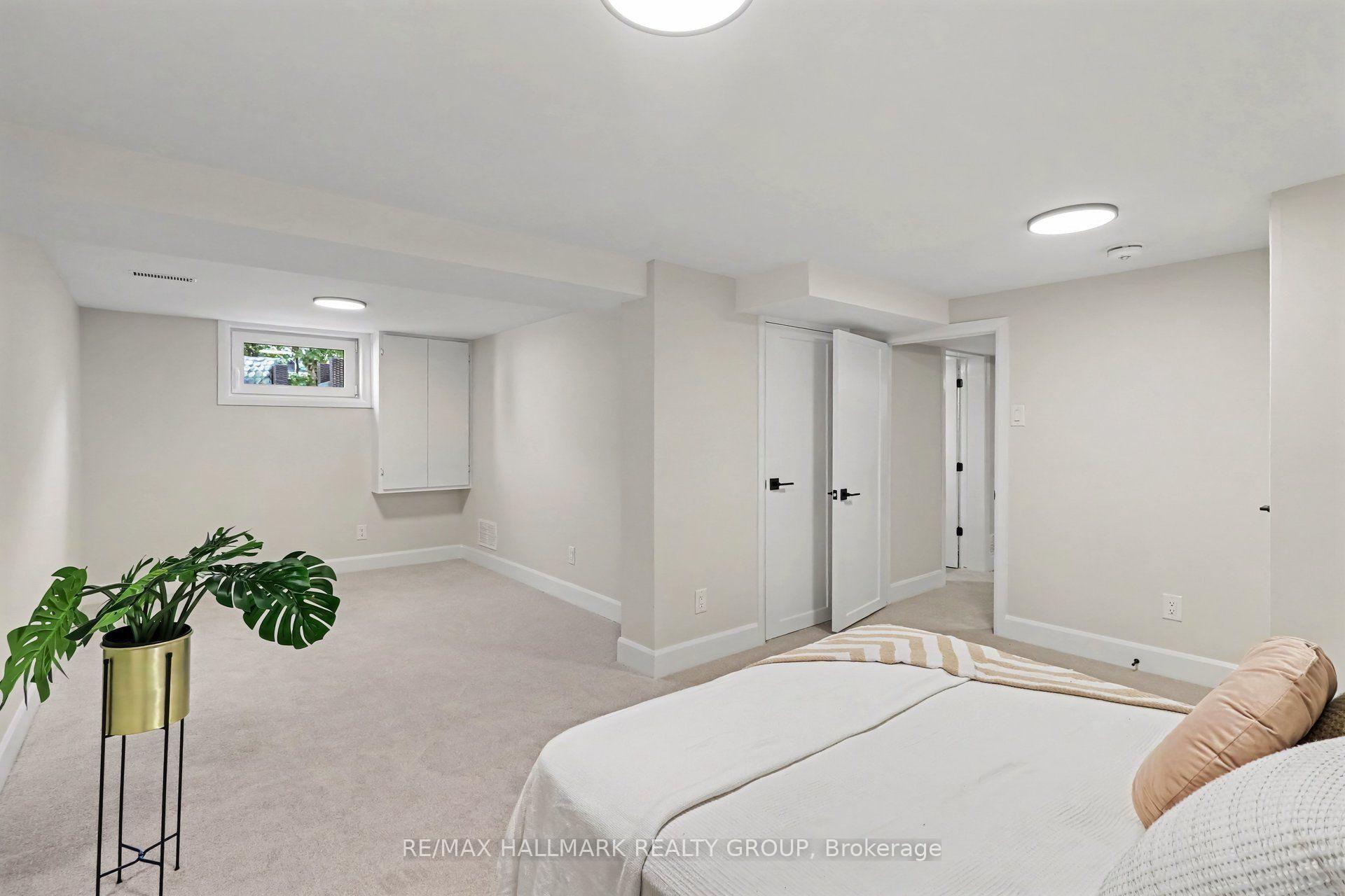 Photo 33 of 7 Attwood Crescent, Ottawa, City View/Skyline/Fisher Heights/Parkwood Hills — HOMEH