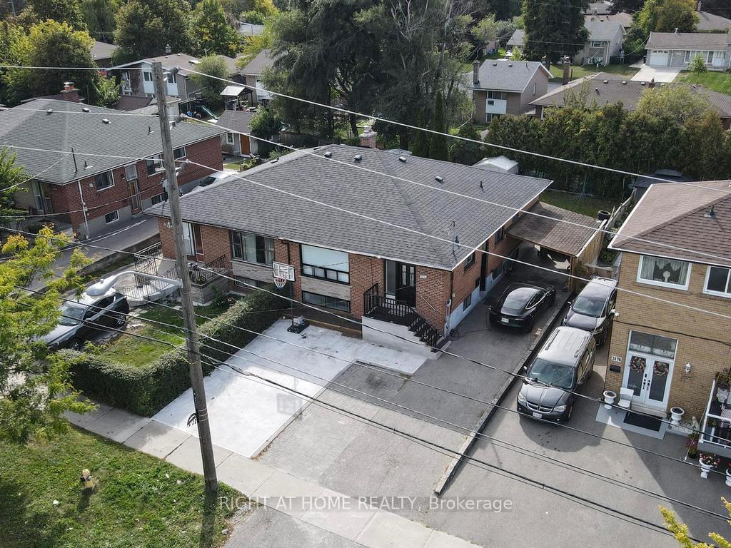 Photo of 3174 Weston Road