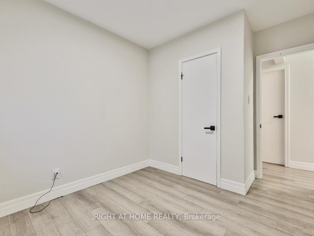 Photo 20 of 3174 Weston Road, North York, Humbermede — HOMEH