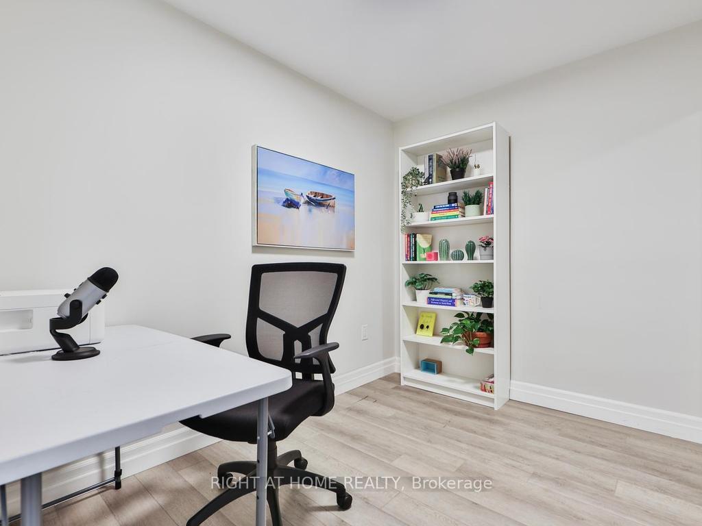 Photo 22 of 3174 Weston Road, North York, Humbermede — HOMEH
