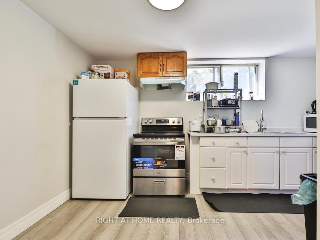 Photo 30 of 3174 Weston Road, North York, Humbermede — HOMEH