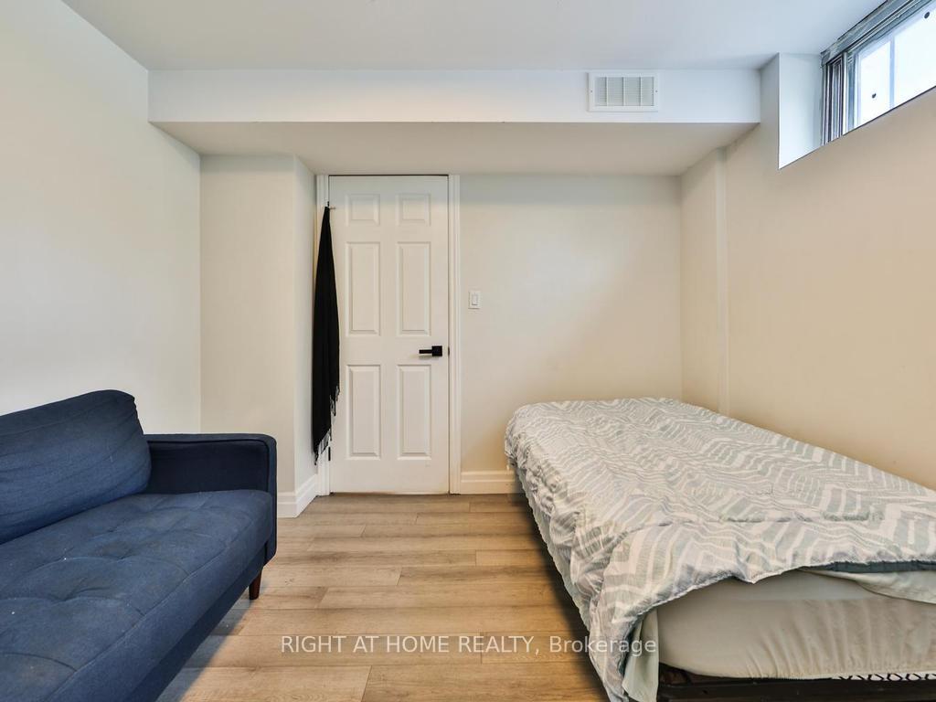 Photo 37 of 3174 Weston Road, North York, Humbermede — HOMEH