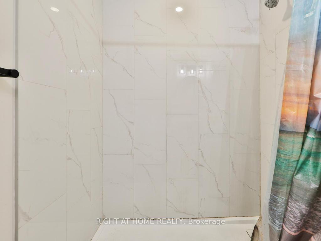 Photo 42 of 3174 Weston Road, North York, Humbermede — HOMEH