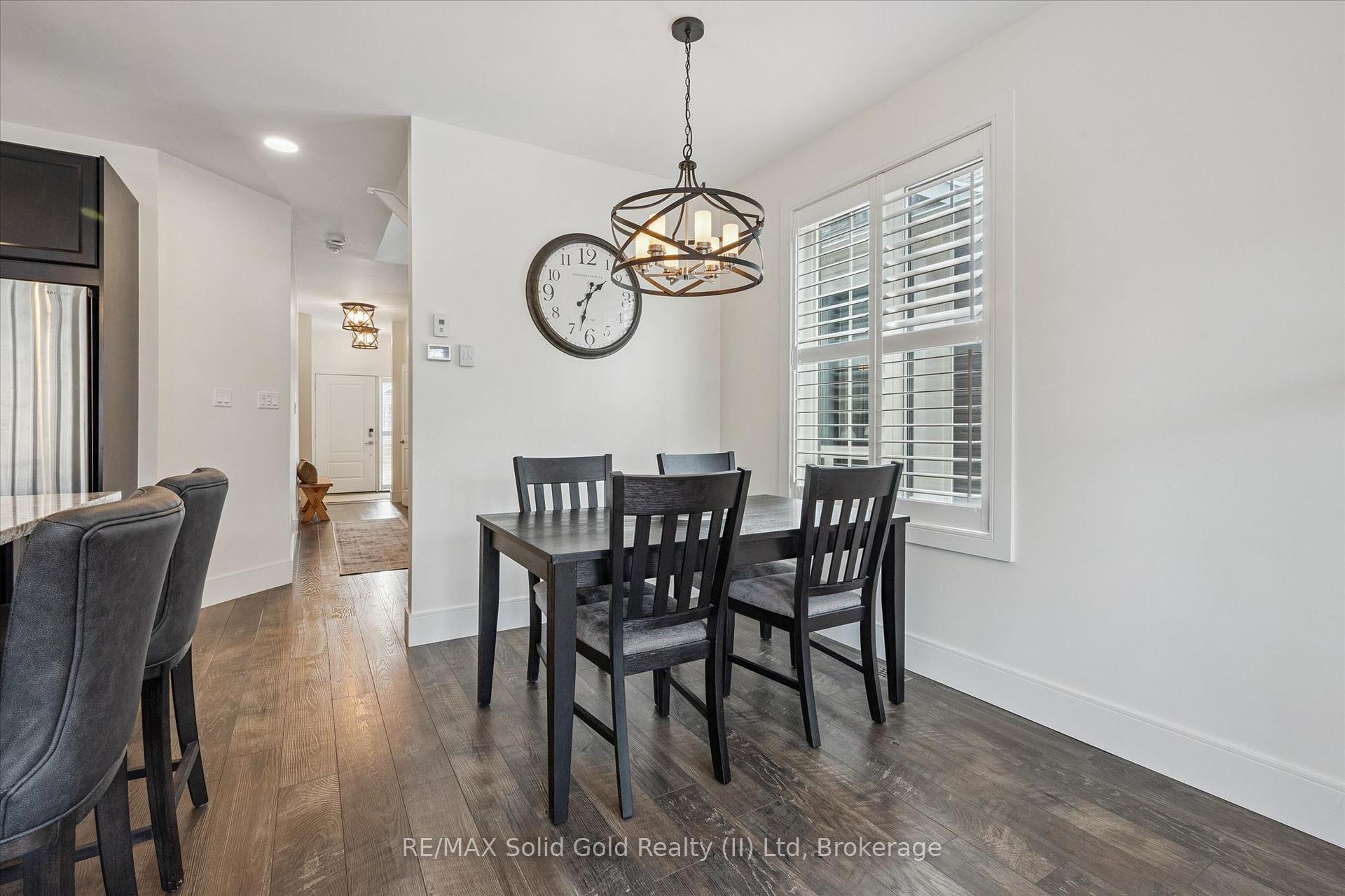 Photo 15 of 153 Yellow Birch Crescent, Blue Mountains — HOMEH
