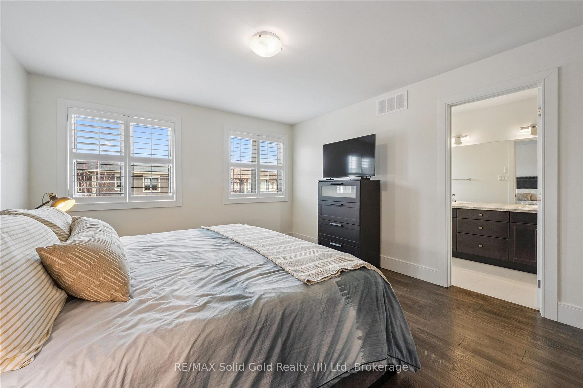 Photo 19 of 153 Yellow Birch Crescent, Blue Mountains — HOMEH