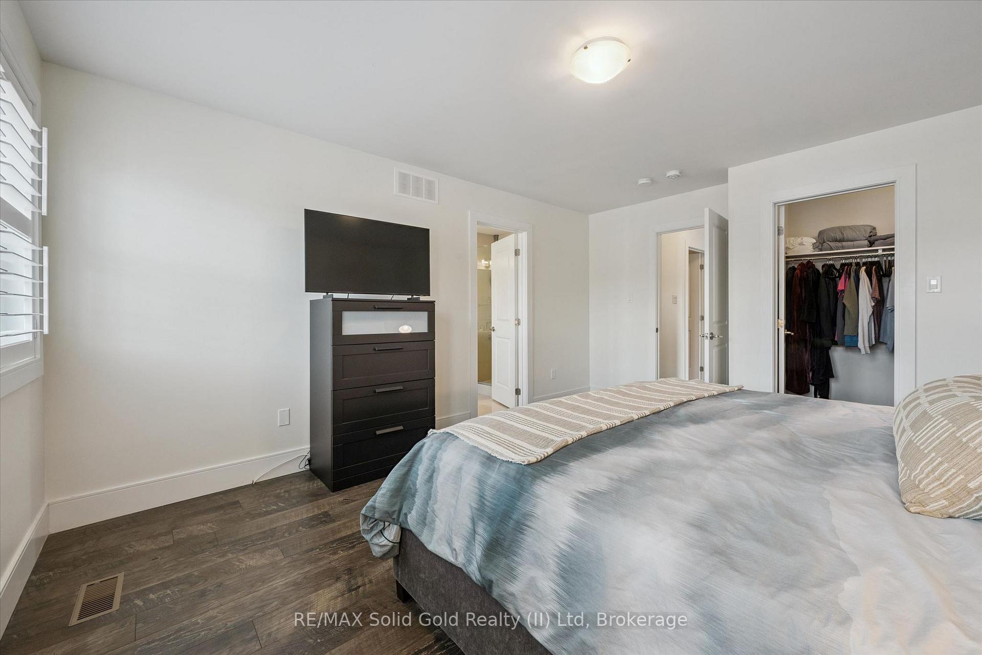 Photo 20 of 153 Yellow Birch Crescent, Blue Mountains — HOMEH