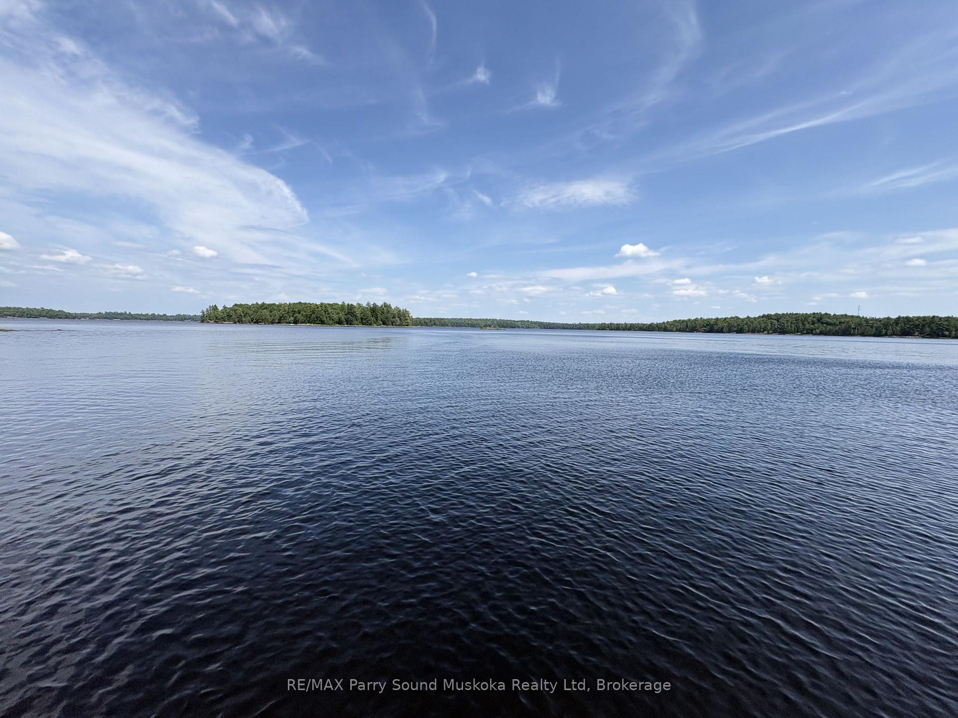 Photo 3 of 1 W/A Lake Wahwashkesh, Whitestone, Dunchurch — HOMEH