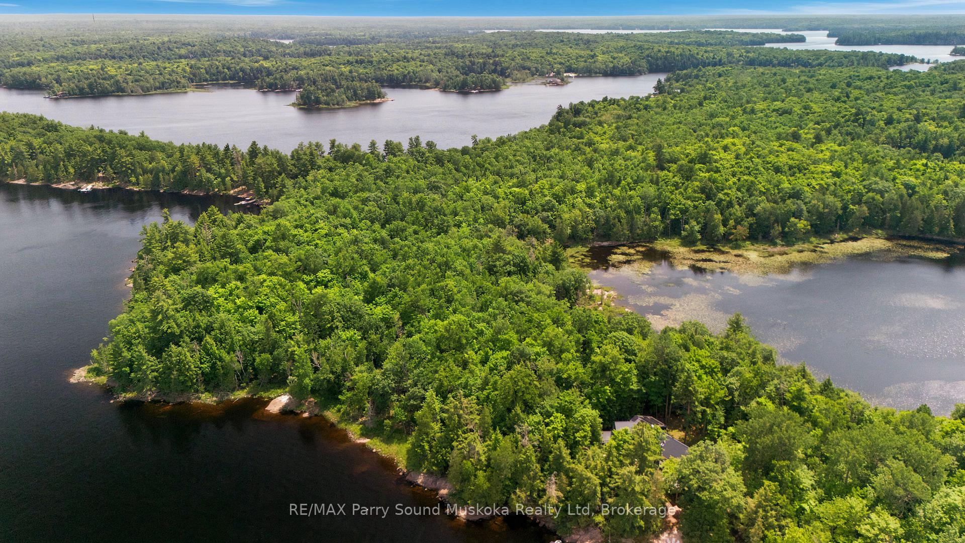 Photo 4 of 1 W/A Lake Wahwashkesh, Whitestone, Dunchurch — HOMEH