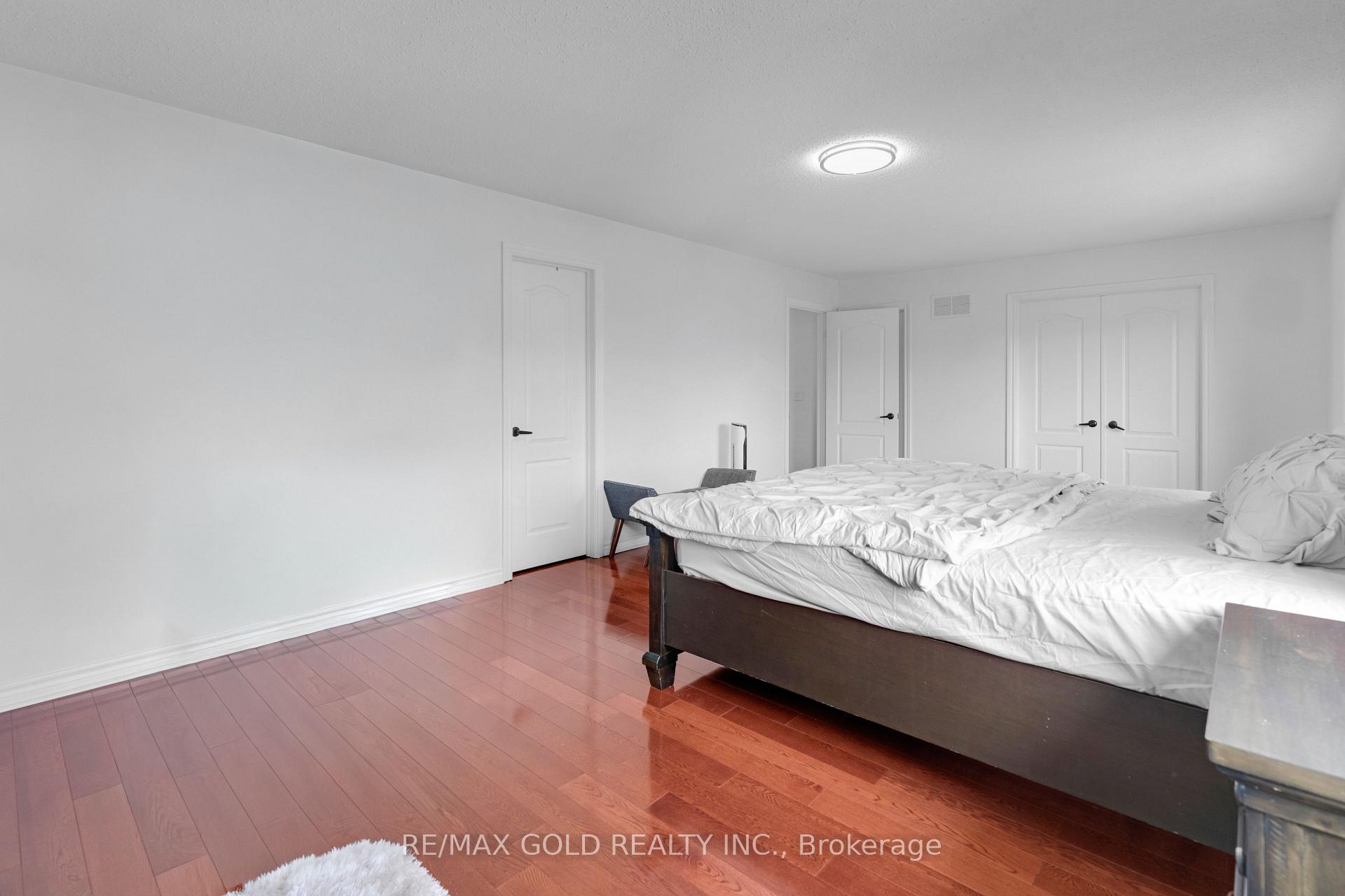 Photo 25 of 39 Darren Road, Brampton, Vales of Castlemore North — HOMEH