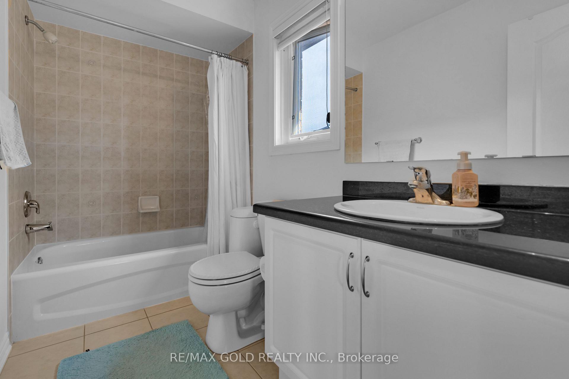 Photo 31 of 39 Darren Road, Brampton, Vales of Castlemore North — HOMEH