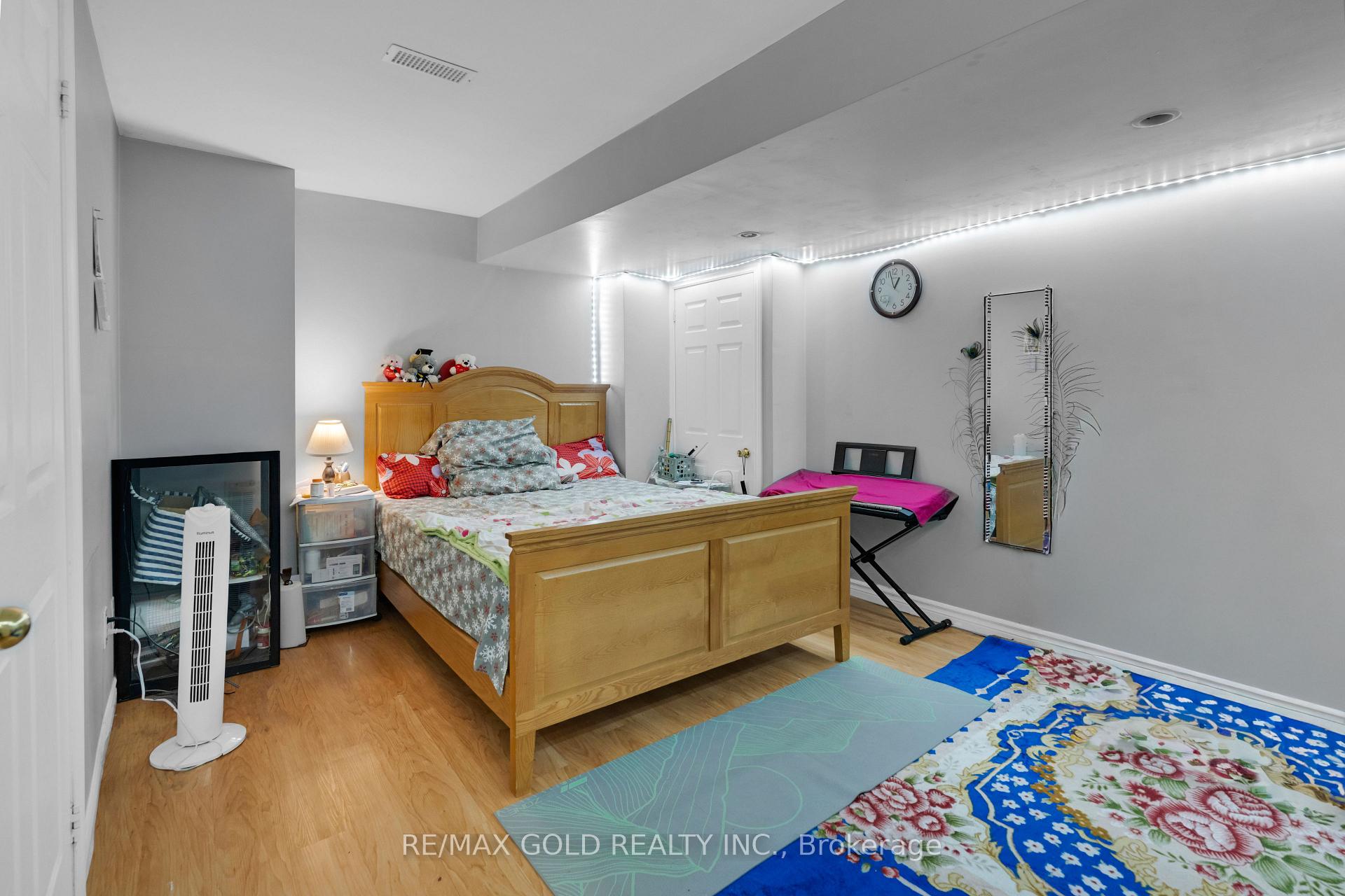 Photo 36 of 39 Darren Road, Brampton, Vales of Castlemore North — HOMEH