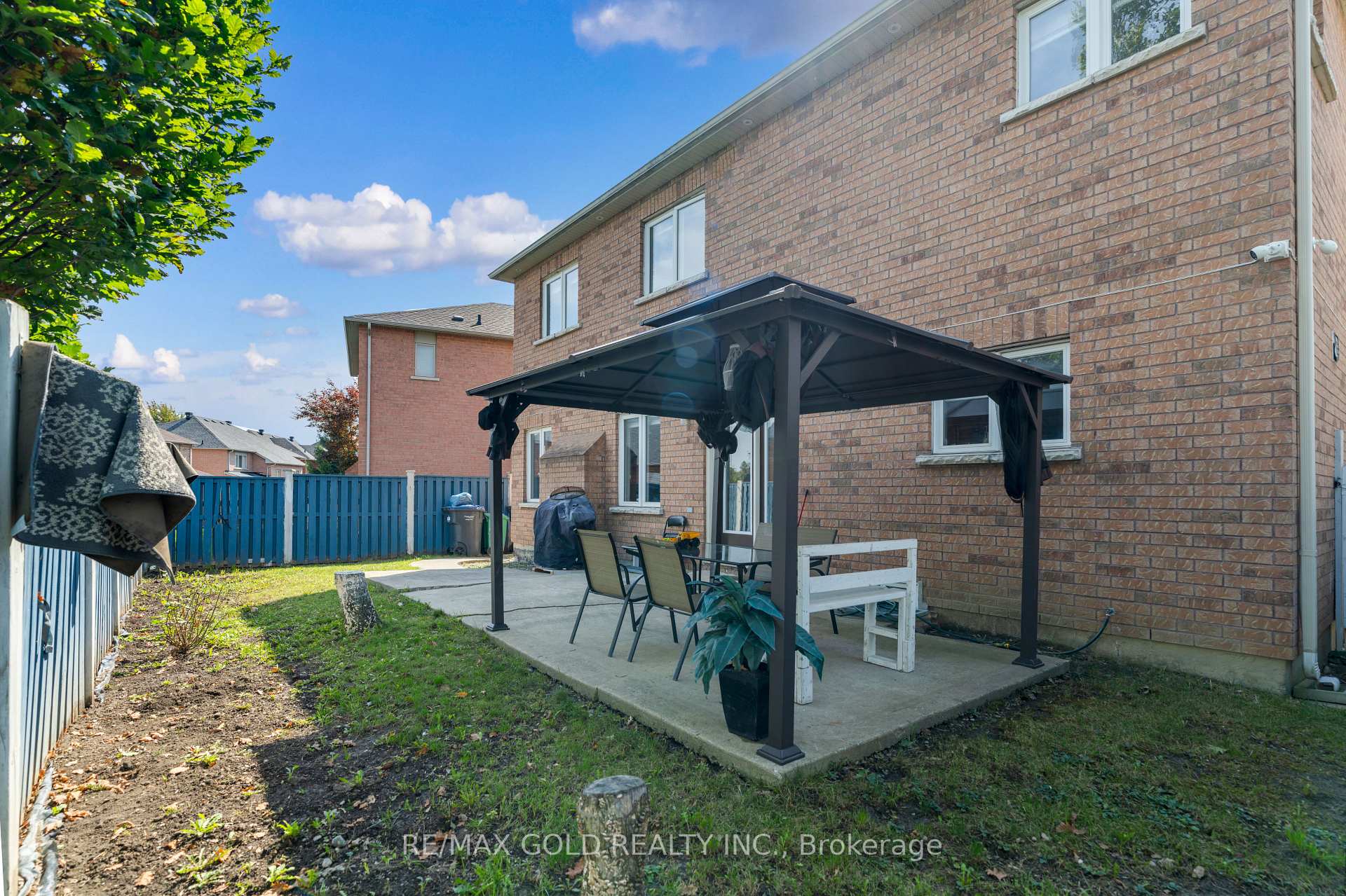 Photo 42 of 39 Darren Road, Brampton, Vales of Castlemore North — HOMEH
