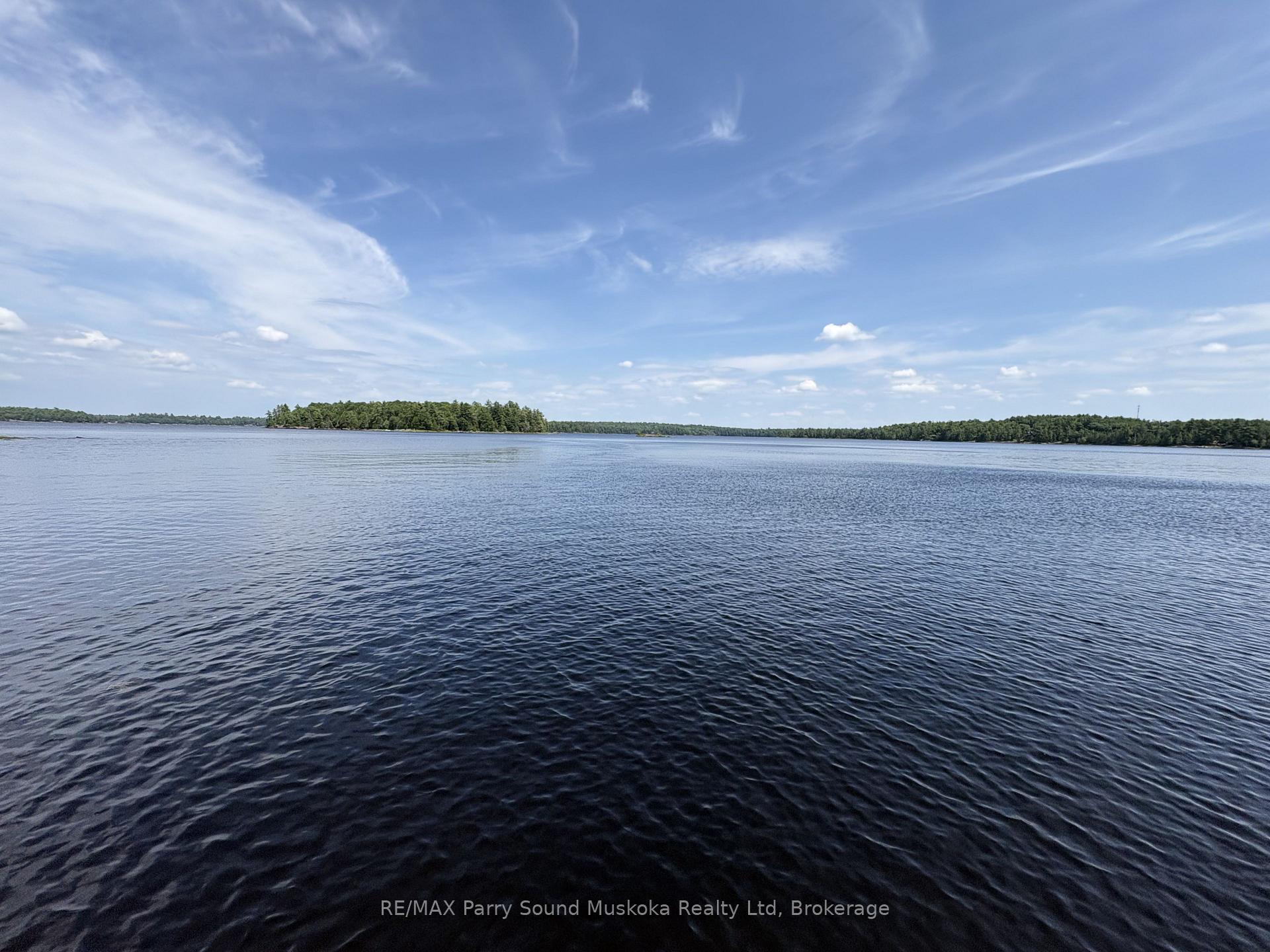 Photo 4 of 6 W/A Lake Wahwashkesh, Whitestone — HOMEH