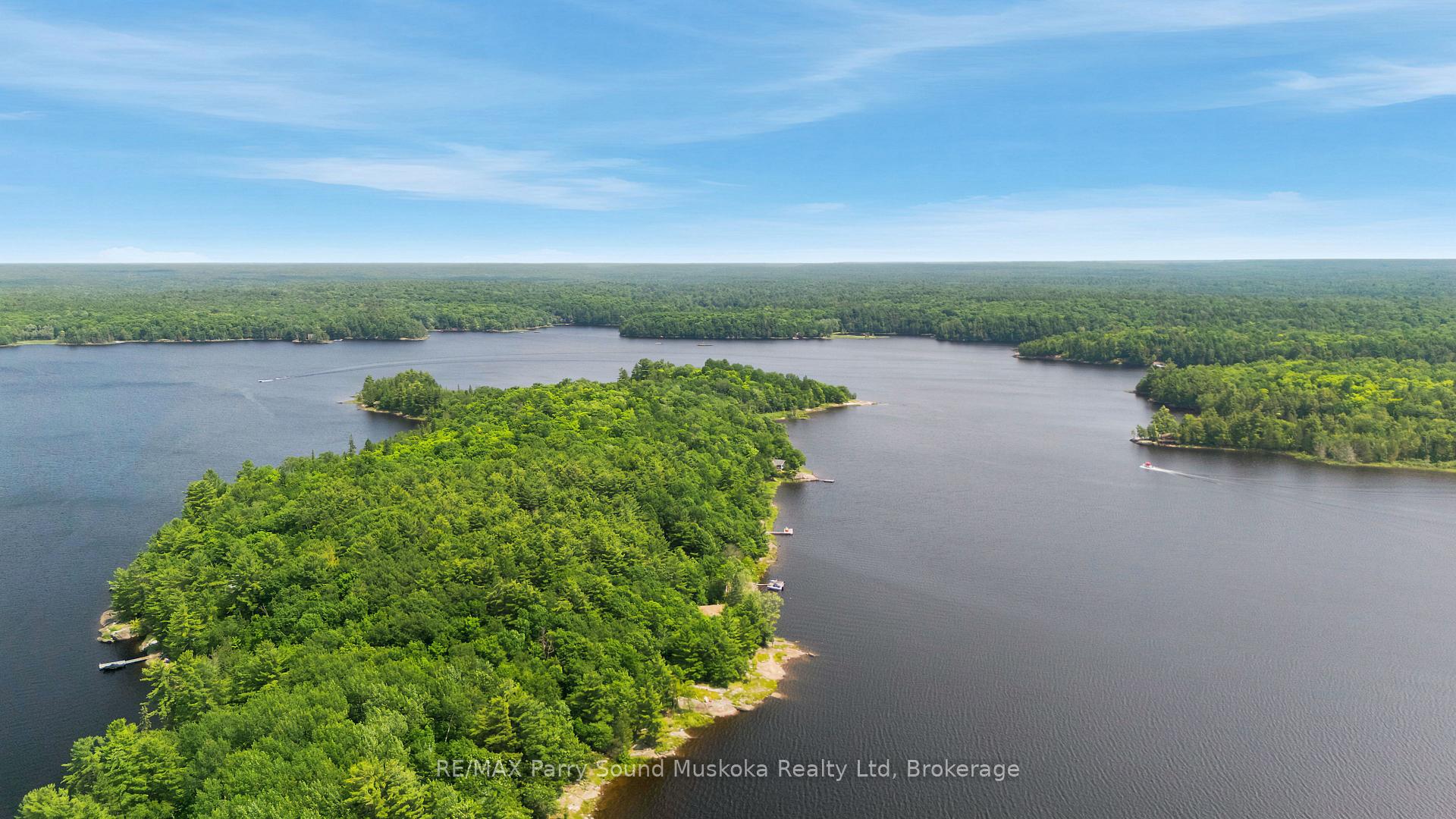 Photo 5 of 6 W/A Lake Wahwashkesh, Whitestone — HOMEH