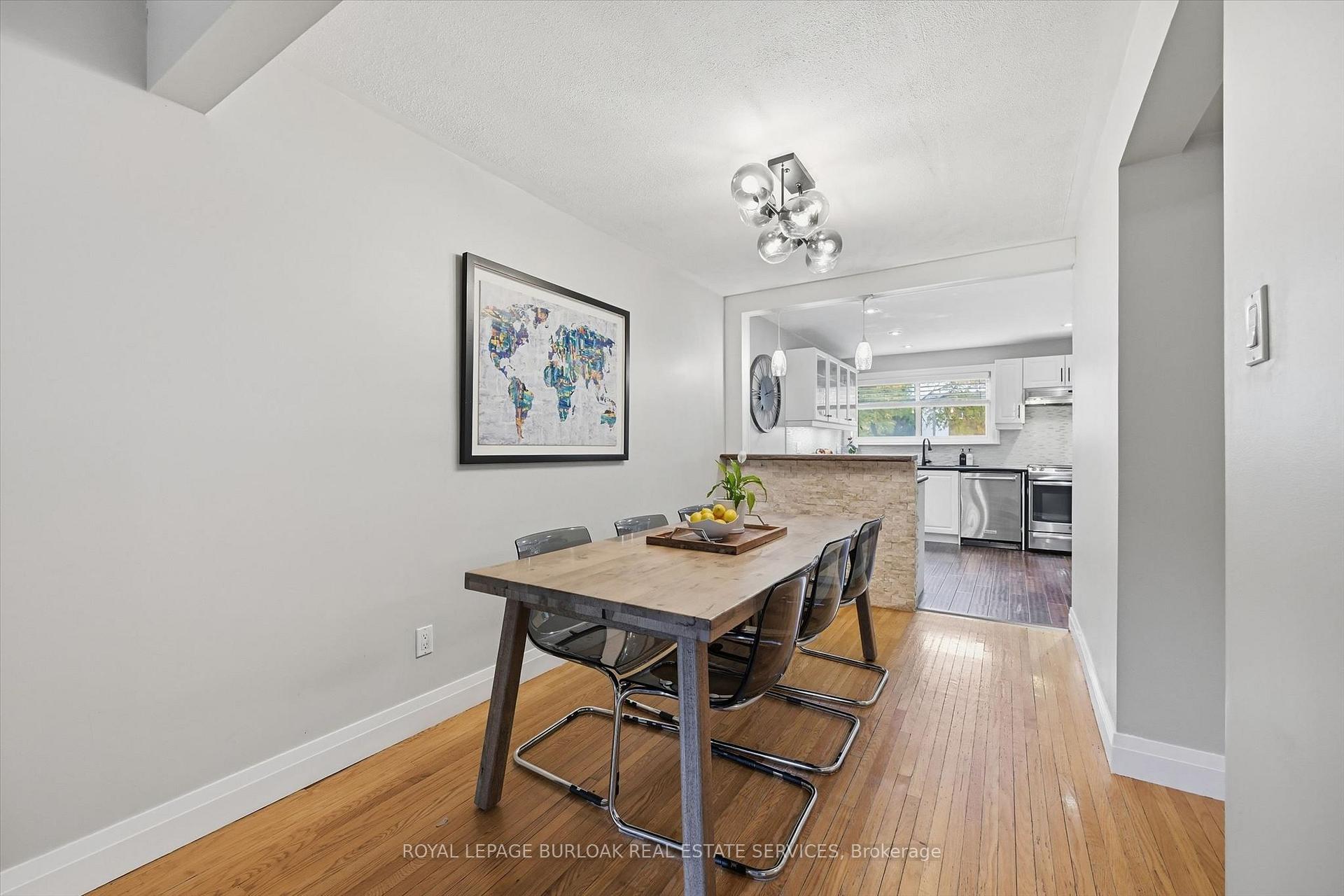 Photo 10 of 5474 Schueller Crescent, Burlington, Appleby — HOMEH