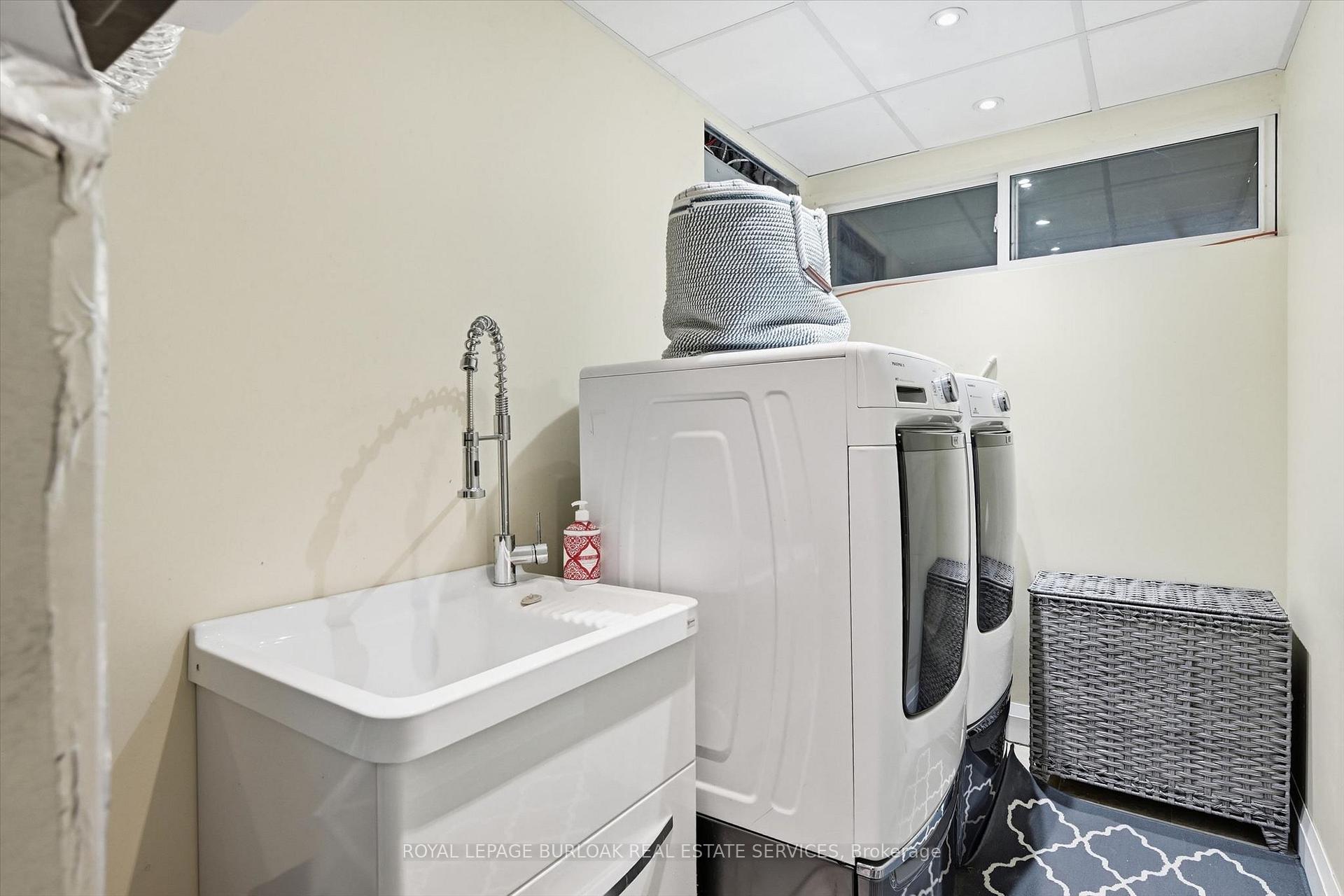 Photo 32 of 5474 Schueller Crescent, Burlington, Appleby — HOMEH
