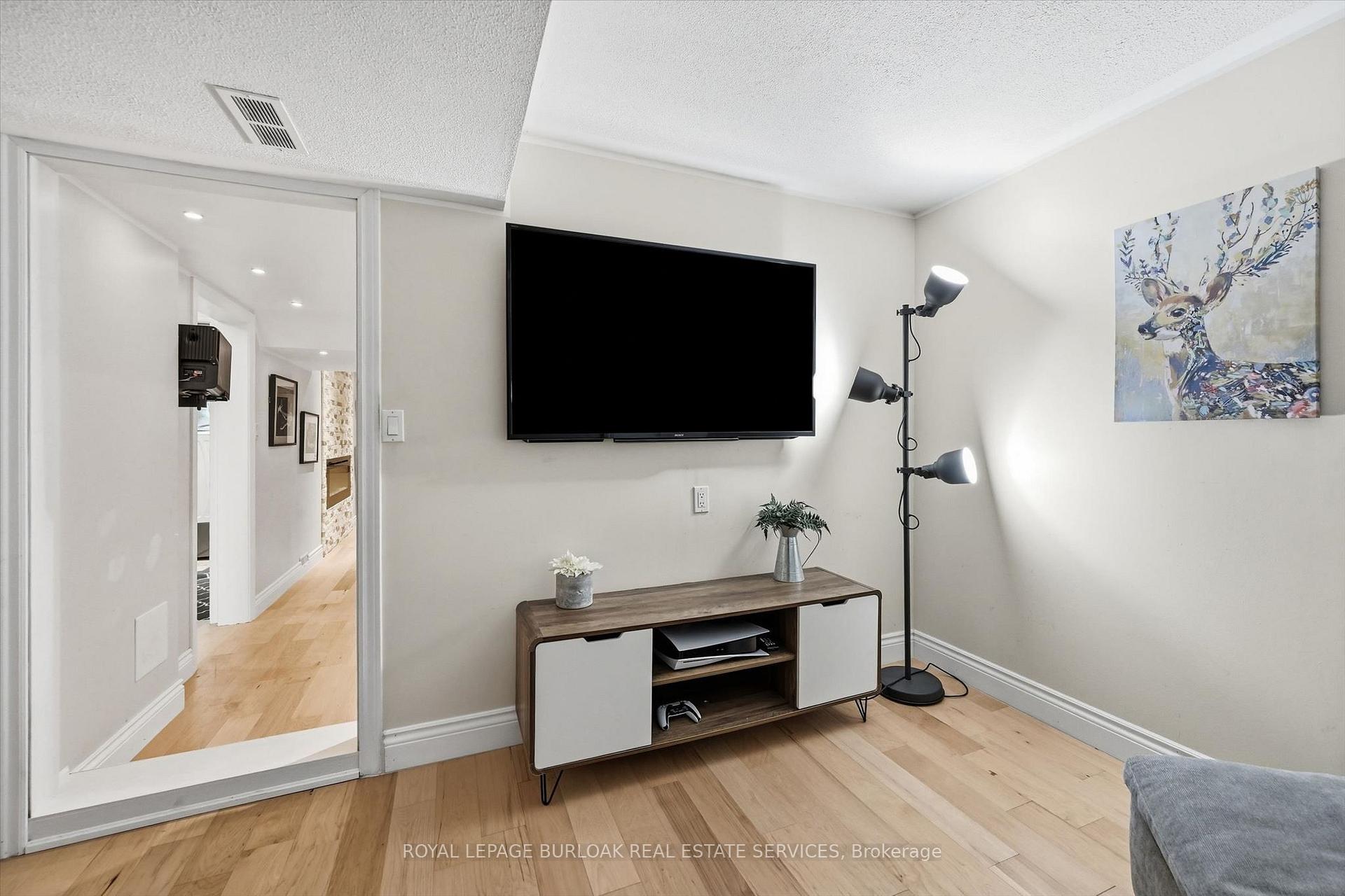 Photo 39 of 5474 Schueller Crescent, Burlington, Appleby — HOMEH