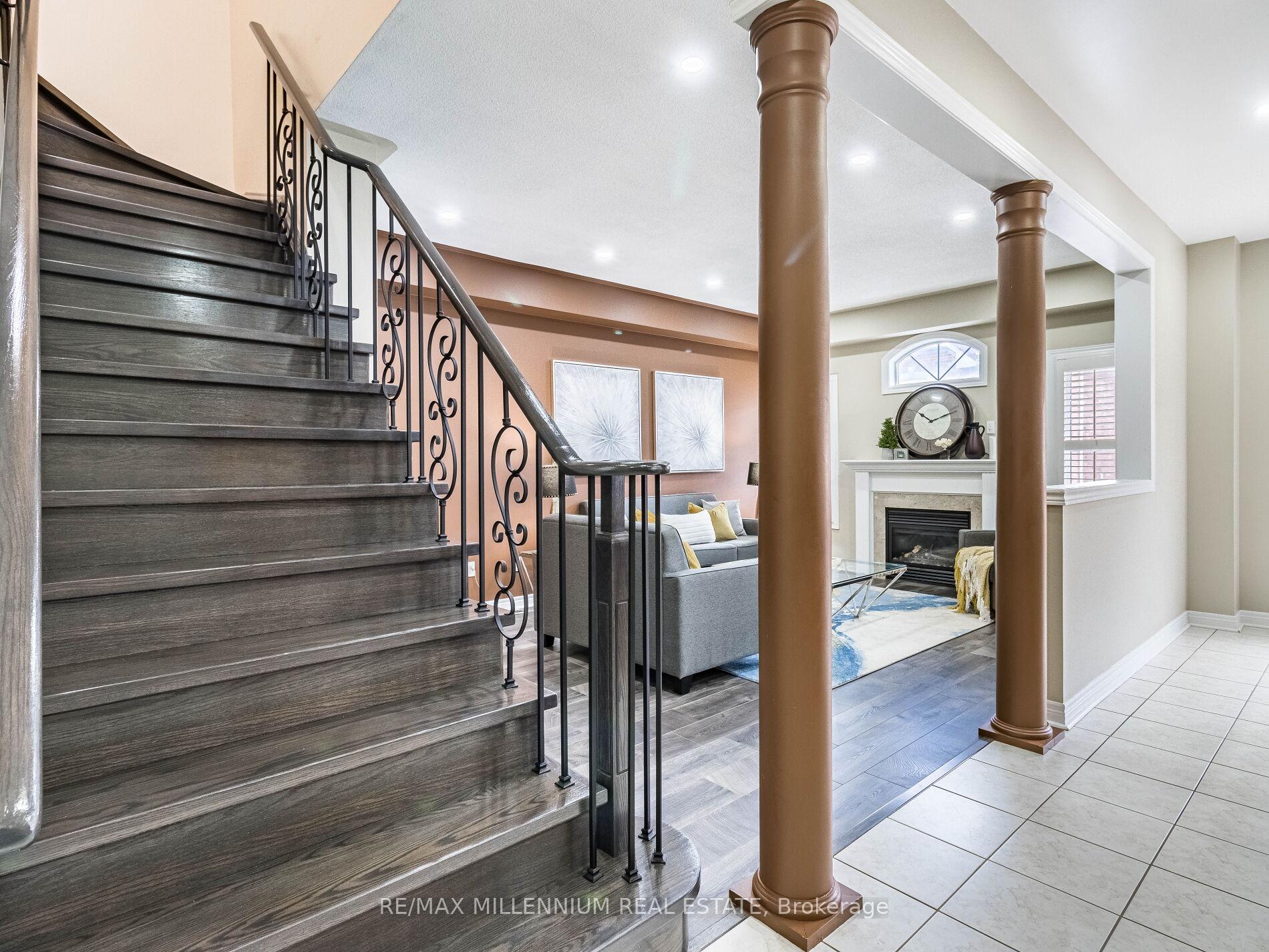 Photo 13 of 172 Pefferlaw Circle, Brampton, Bram West — HOMEH