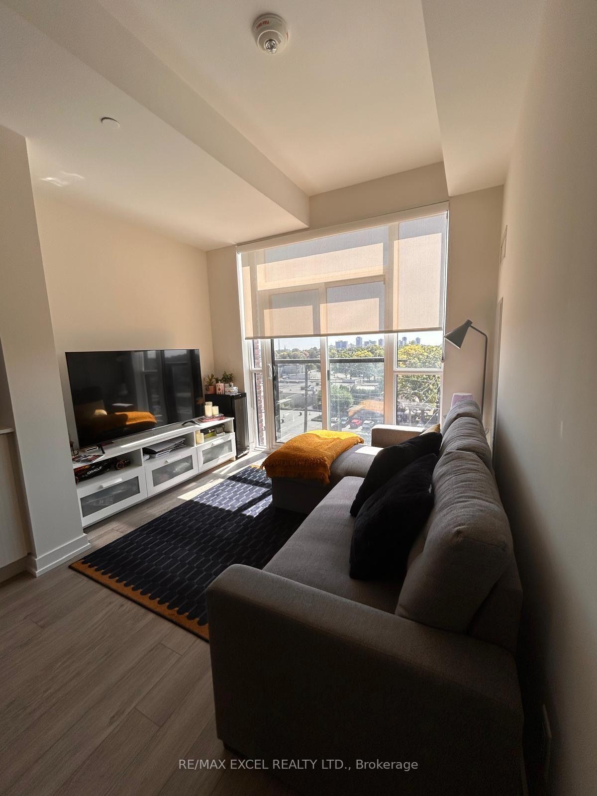 Photo 4 of Unit 606, 2300 St. Clair Avenue W, Toronto, Junction Area — HOMEH