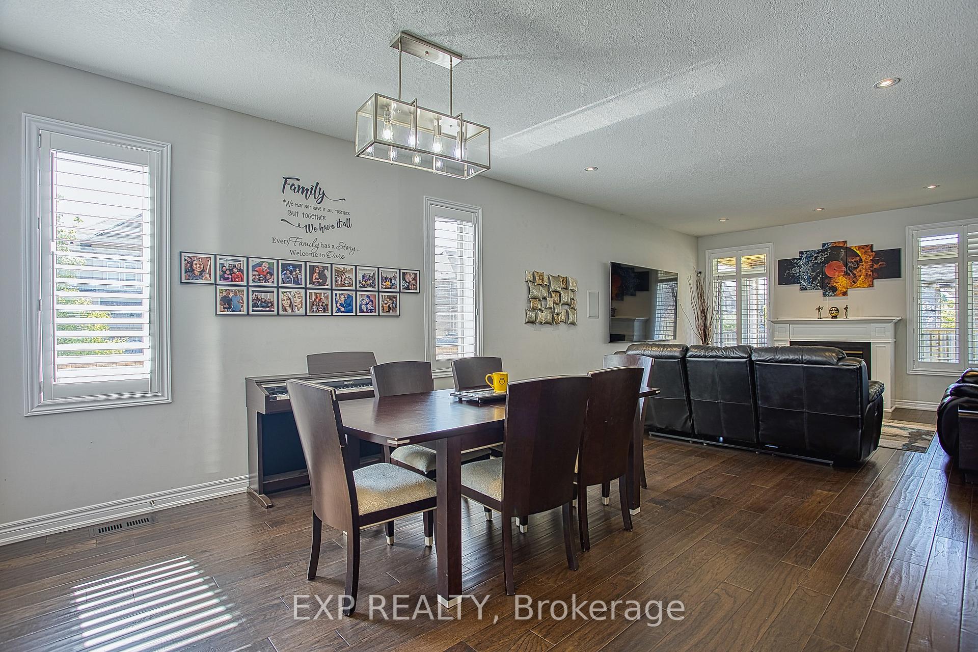 Photo 7 of 17 Narbonne Crescent, Hamilton, Stoney Creek Mountain — HOMEH